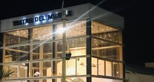 Madryn | Teatro del Muelle: se presenta la obra de humor “Vuelos Batidos”
