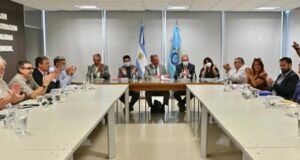Chubut | Reunión de Gabinete: Arcioni repasó la agenda a corto plazo de cada organismo