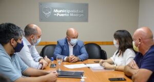 Madryn | Sastre firmó acuerdo con Perata para el funcionamiento de un aula taller móvil