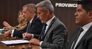 Chubut | El Gobierno provincial pagará un bono extraordinario de 20 mil pesos a los agentes públicos y jubilados