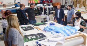Madryn | Sastre visitó la empresa textil Alfa, una firma de larga experiencia en la ciudad