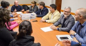 Madryn | Sastre firmó convenio que permitirá más agilidad al uso gratuito del transporte urbano a personas con discapacidad