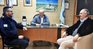 Chubut | Castro se reunió con el intendente Reato y le otorgó tecnología de última generación