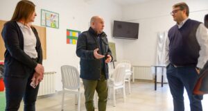 Madryn | Sastre recorrió las instalaciones de la clínica “San Ignacio” y firmó un convenio