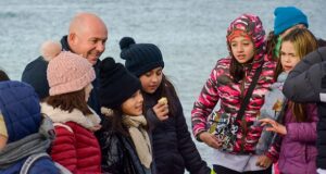 Madryn | Sastre destacó el rol social que cumple el programa “Los chicos de Madryn reciben a las ballenas”