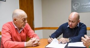Madryn | Sastre firmó un convenio de colaboración entre el Municipio y el Instituto de Estudios Superiores (IDES)