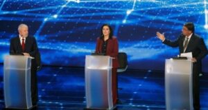 Bolsonaro y Lula frente a frente en un picante primer debate