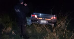 Epuyén | Despistó contra unos matorrales y abandonó el vehículo
