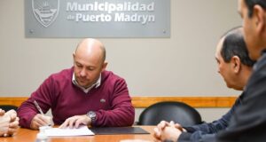 Madryn | Sastre firmó acuerdo de cooperación y asistencia mutua con el Colegio de Enfermeros de la ciudad