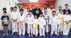Madryn | El Intendente Sastre visitó la escuela de artes marciales “Dojo El Tigre”