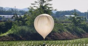 Corea del Sur denuncia que Corea del Norte envía globos con excremento a la frontera
