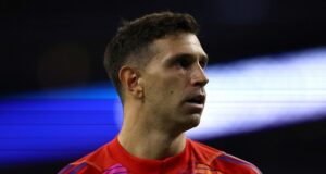 La FIFA suspendió al Dibu Martínez y no estará en los próximos dos partidos de Eliminatorias