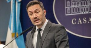 Petri cruzó a Lousteau: “No son dueños del partido, la UCR no tiene propietarios”