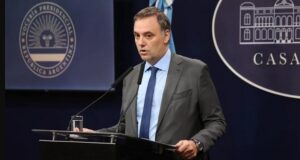 Eliminaron por decreto el Día del Empleado Público