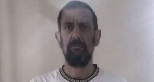 Buscan a «El Loco» Cárdenas, un peligroso homicida que se fugó durante una sesión psicológica