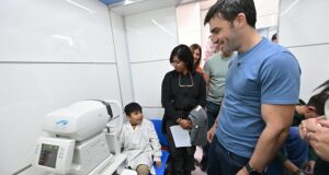 Torres presentó en Trelew el programa “Ver para Ser Libres”