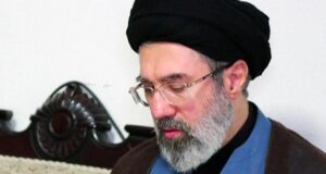 Khamenei jura “venganza” por la muerte de su padre y anuncia nueva fase en el estrecho de Ormuz