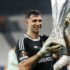 Tras ser campeón en la Europa League, el ‘Dibu’ Martínez encendió las alarmas en la Selección argentina