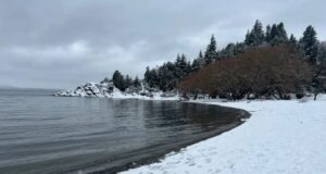 La nieve llegó a Bariloche y el invierno ya tiene su postal más esperada