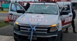 Bomberos de El Hoyo incorporaron un nuevo móvil gracias al aporte de empresas y colaboradores