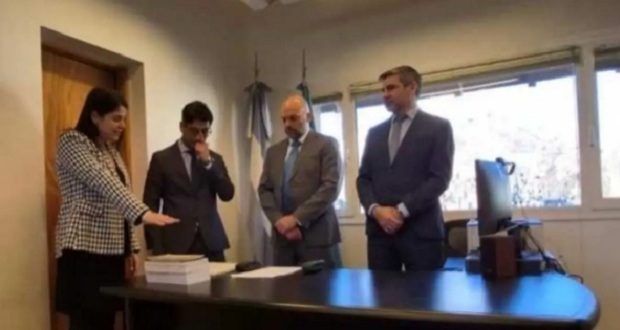 Eugenia Castro juró como nueva procuradora de fiscalía en El Hoyo Eugenia Castro juró como nueva procuradora de fiscalía en El Hoyo
