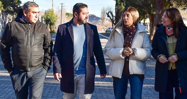 El Gobierno provincial transfirió fondos del Plan Calor a municipios y comunas rurales El Gobierno provincial transfirió fondos del Plan Calor a municipios y comunas rurales