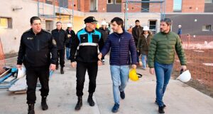 Torres confirmó que 68 familias de policías recibirán su vivienda en octubre