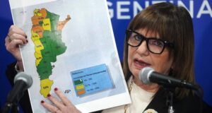 Sin respaldo, el oficialismo dio de baja la cláusula de venta de tierras a extranjeros para salvar la sesión