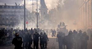 Francia limita las manifestaciones en los próximos días